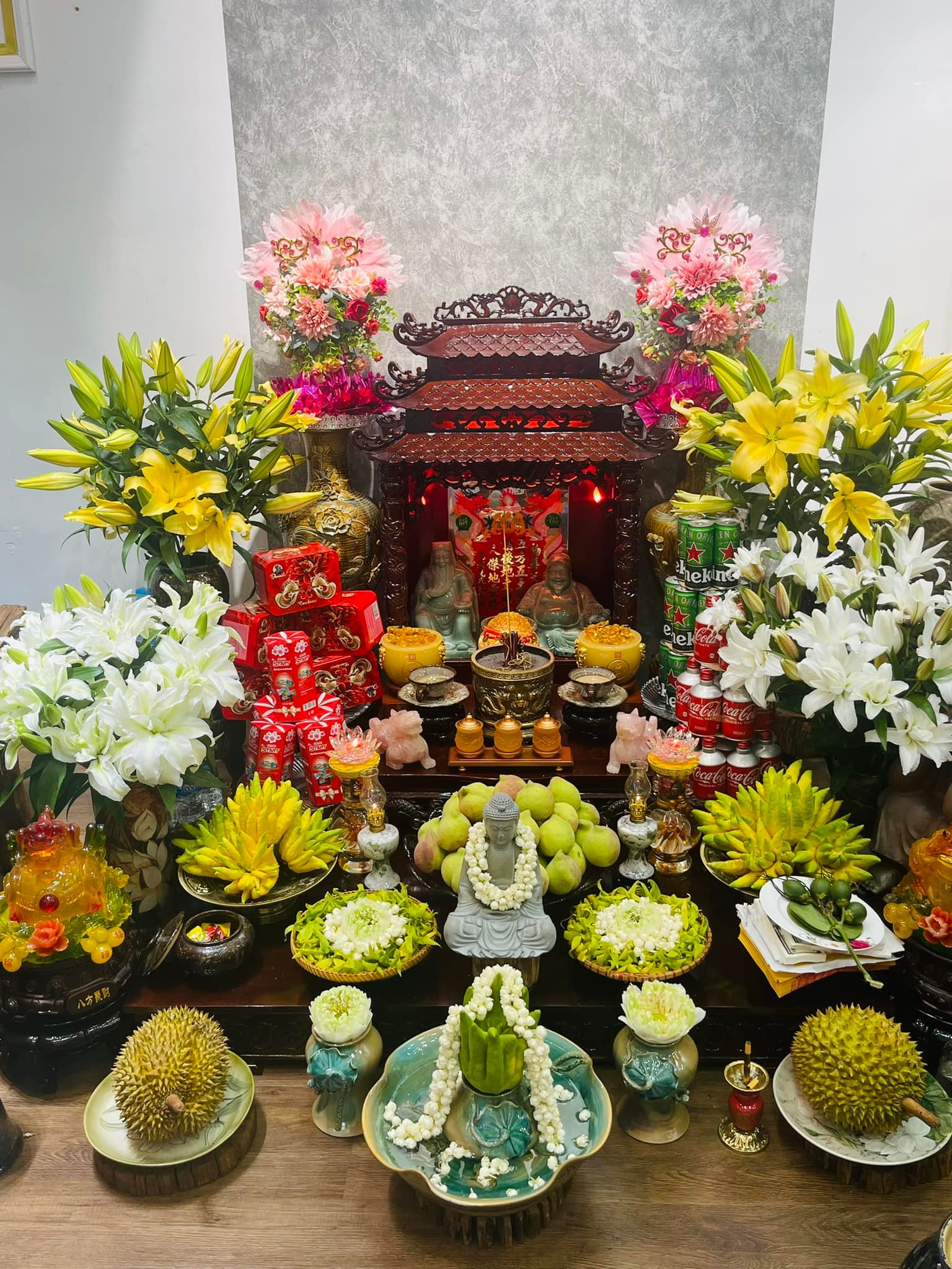 Chuyển Bàn Thờ Thần Tài Sang Cửa Hàng Mới: Hướng Dẫn Chi Tiết Từ A đến Z 7 lưu ý khi di dời bàn thờ thần tài