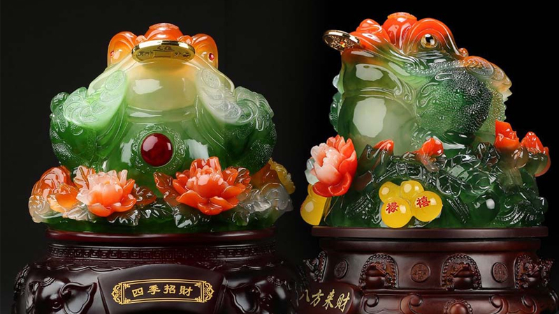 Bàn Thờ Thần Tài Gồm Những Gì? 21 cóc ngậm tiền để bàn thờ thần tài