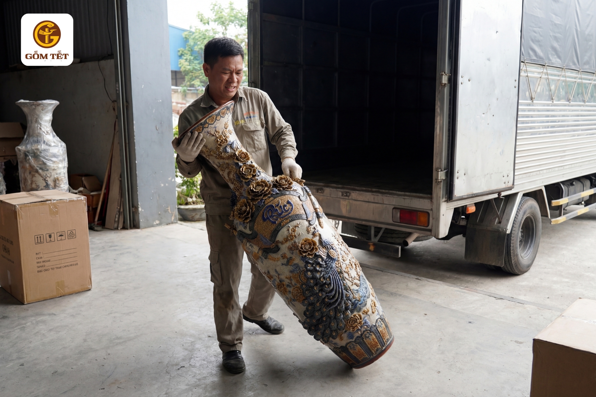 Hỗ trợ vận chuyển cho Đại lý cấp 1 gốm Bát Tràng