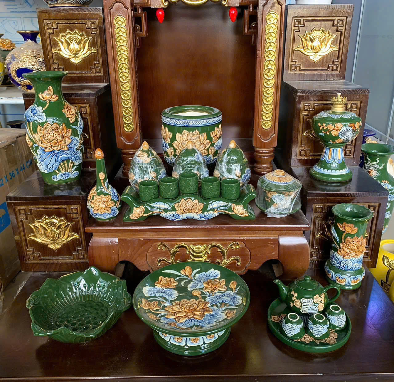 Bộ Đồ Thờ Gốm Sứ Màu Xanh Lục