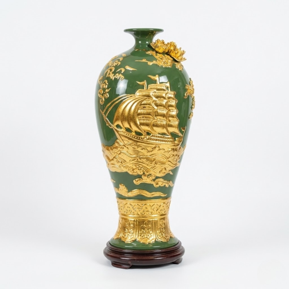 Mai bình thuận buồm xuôi gió dát vàng