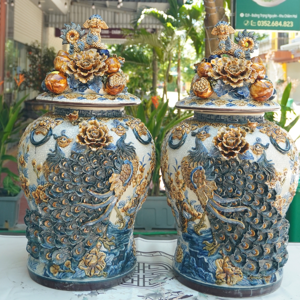 Choé Công Đào Đuôi Kênh Men Rạn