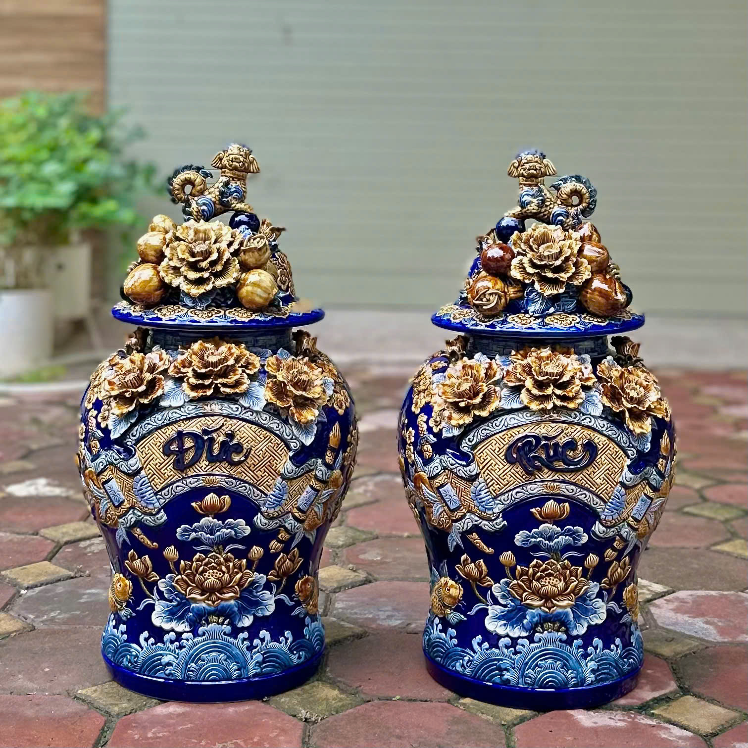 Choé Phúc Đức Men Màu